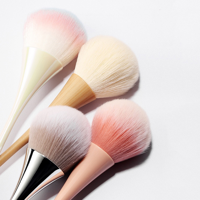 Clean Nail Dust Nail Art Brush - Nail Art For Men recension och pris