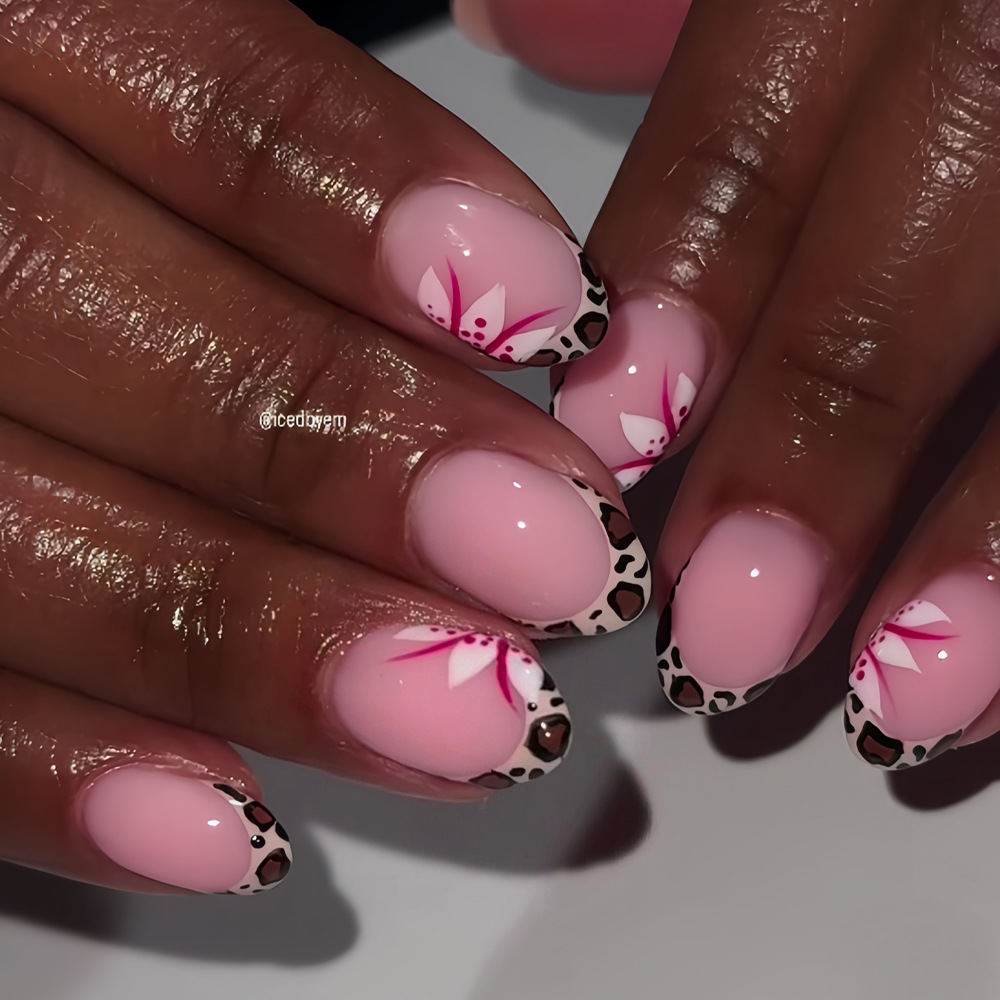 Short long fake nails for wome - Nail Art Leopard recension och pris