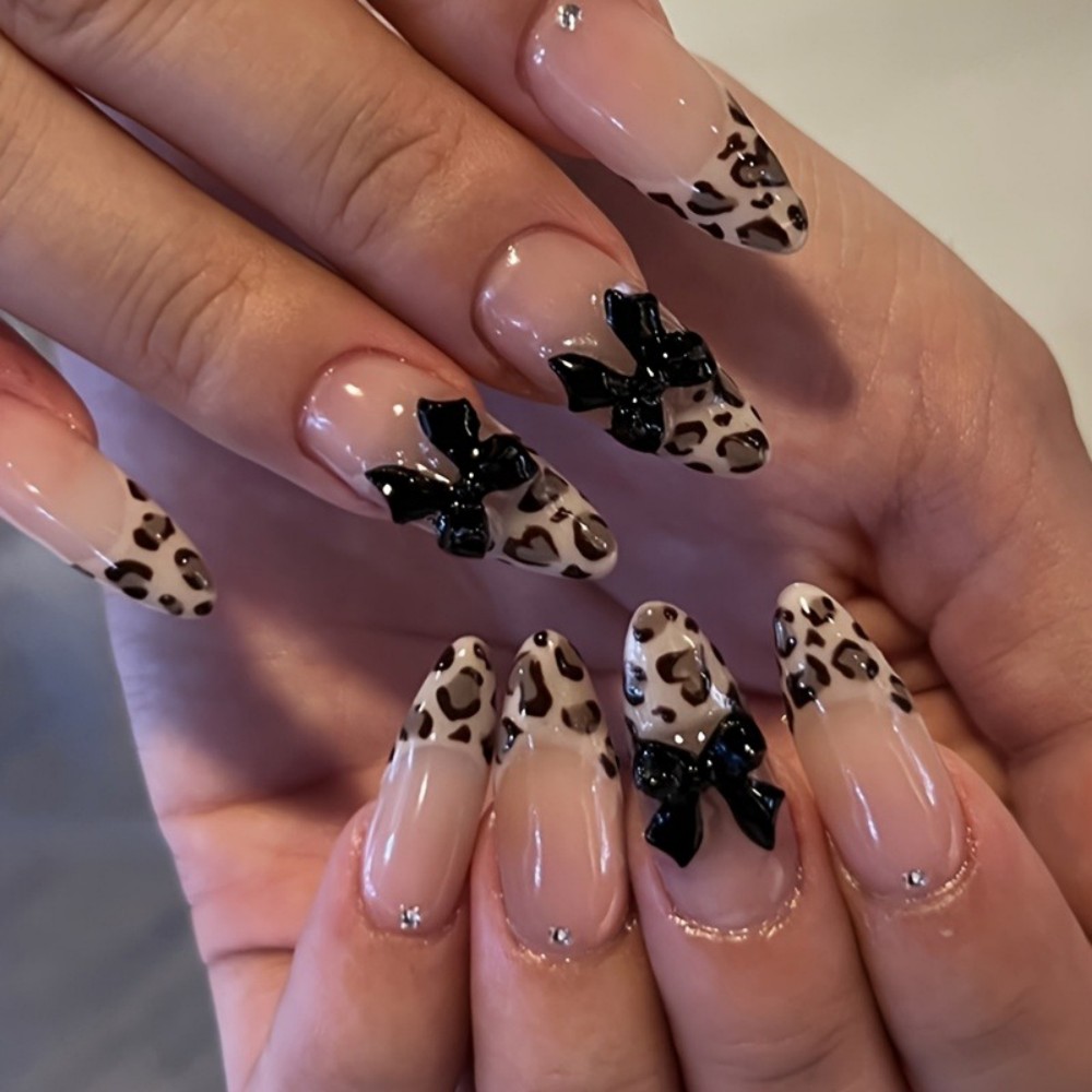 24pcs French Almond Press on N - Nail Art Leopard recension och pris