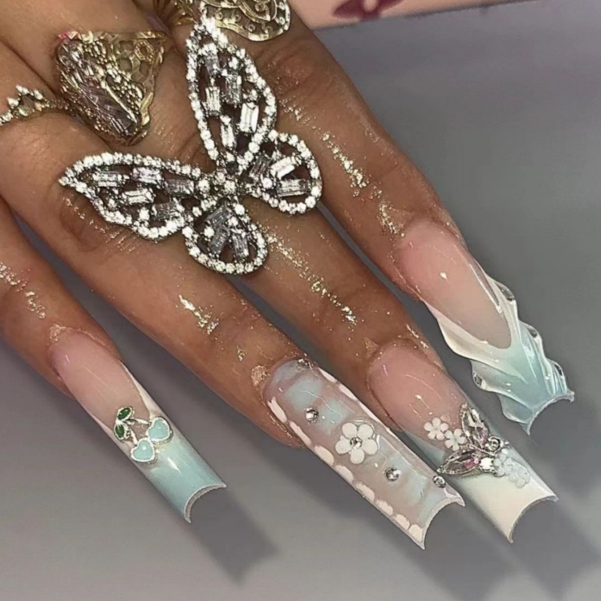 24pcs Flower Press on Nails Ar - Nail Art Quirky recension och pris